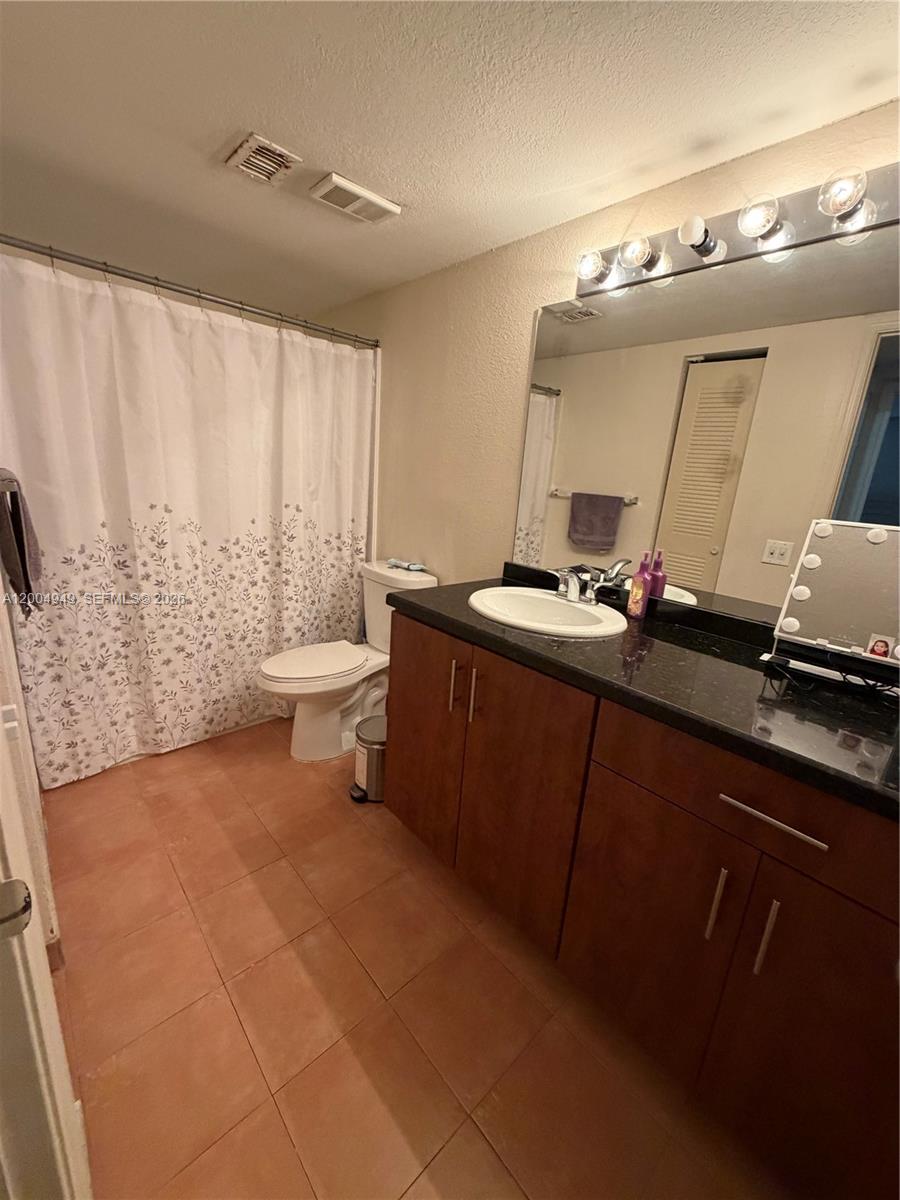 ISLES AT LAGO MAR - Residential