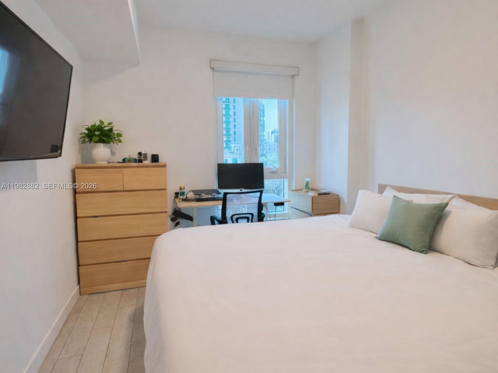 26 EDGEWATER CONDO - Residential Lease