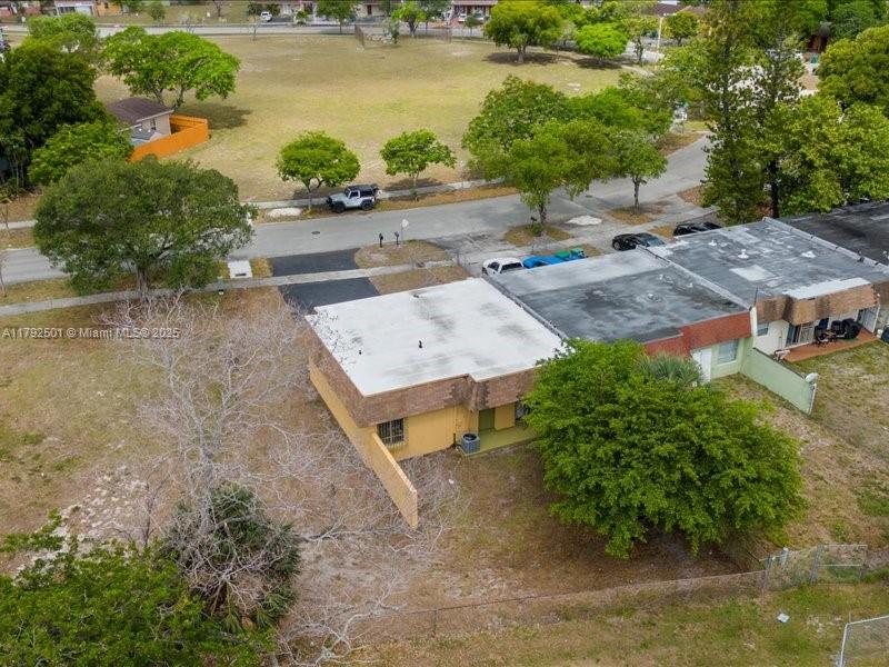 LESLIE ESTATES SEC 2 - Residential