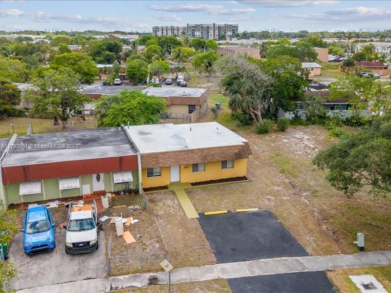 LESLIE ESTATES SEC 2 - Residential