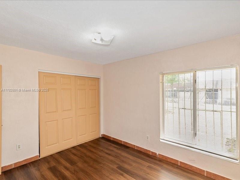 LESLIE ESTATES SEC 2 - Residential