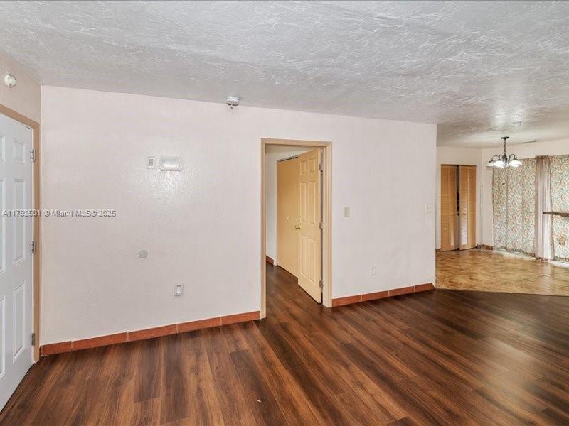 LESLIE ESTATES SEC 2 - Residential