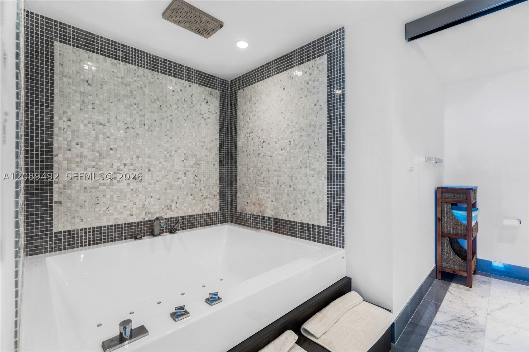 200 Biscayne Boulevard Way 3209