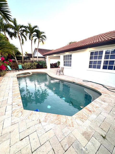 5443 SW 143rd Ct Miami FL 33175