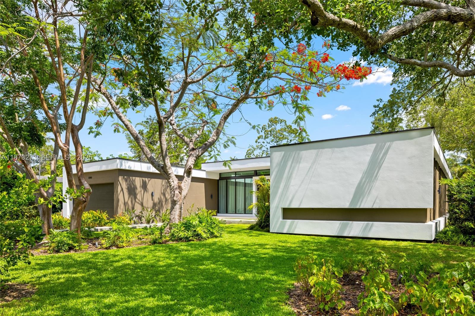 SUNILAND ESTATES - Residential