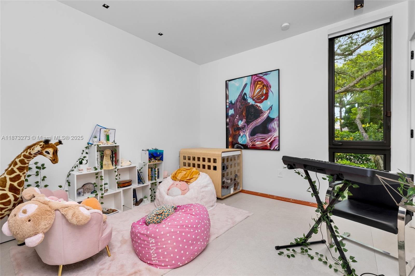 SUNILAND ESTATES - Residential