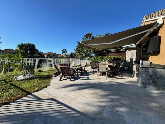 SAPPHIRE SHORES-SAPPHIRE - Residential
