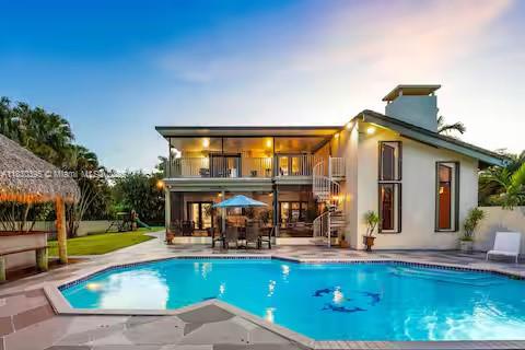 EVERGLADE LAND SALES CO R - Residential Lease