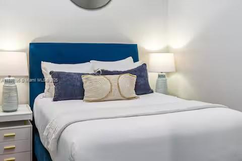 EVERGLADE LAND SALES CO R - Residential Lease