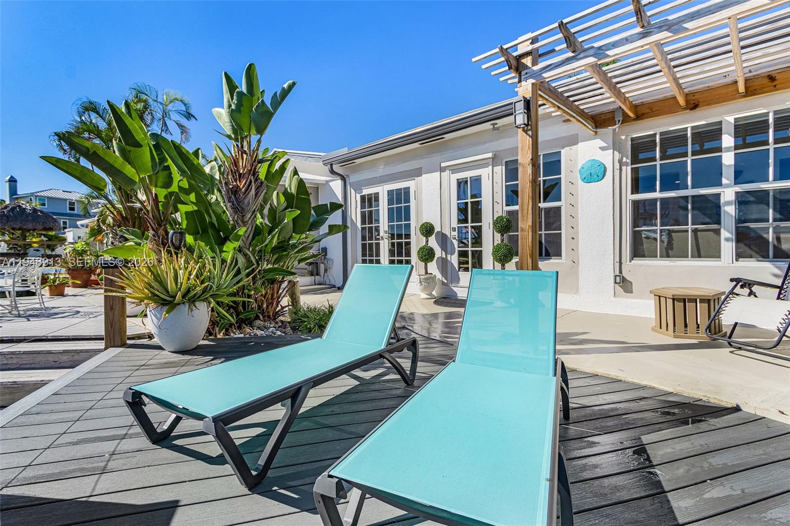 Island Harbors - Residential