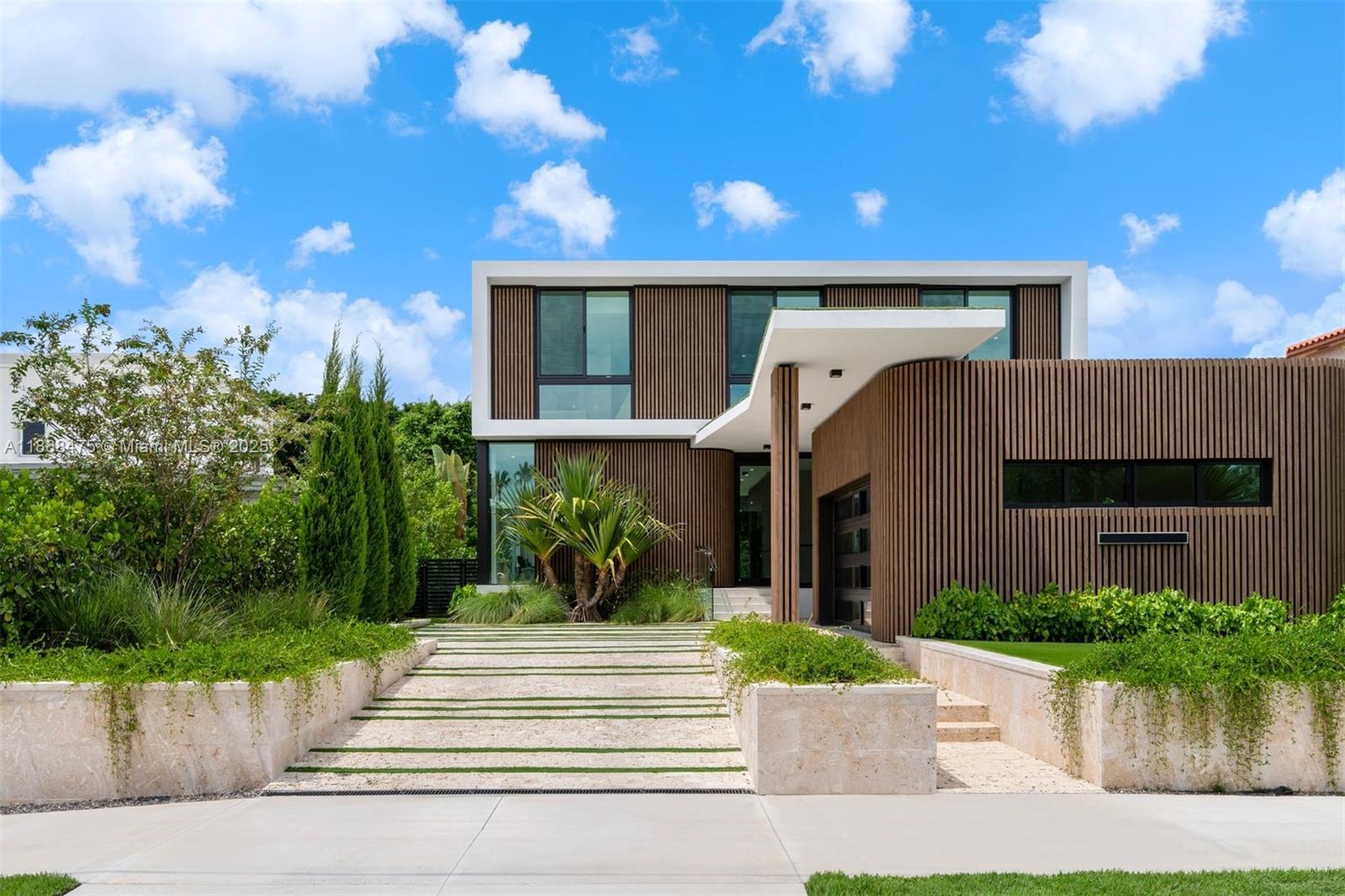 MID GOLF SUB 1ST ADDN - Residential