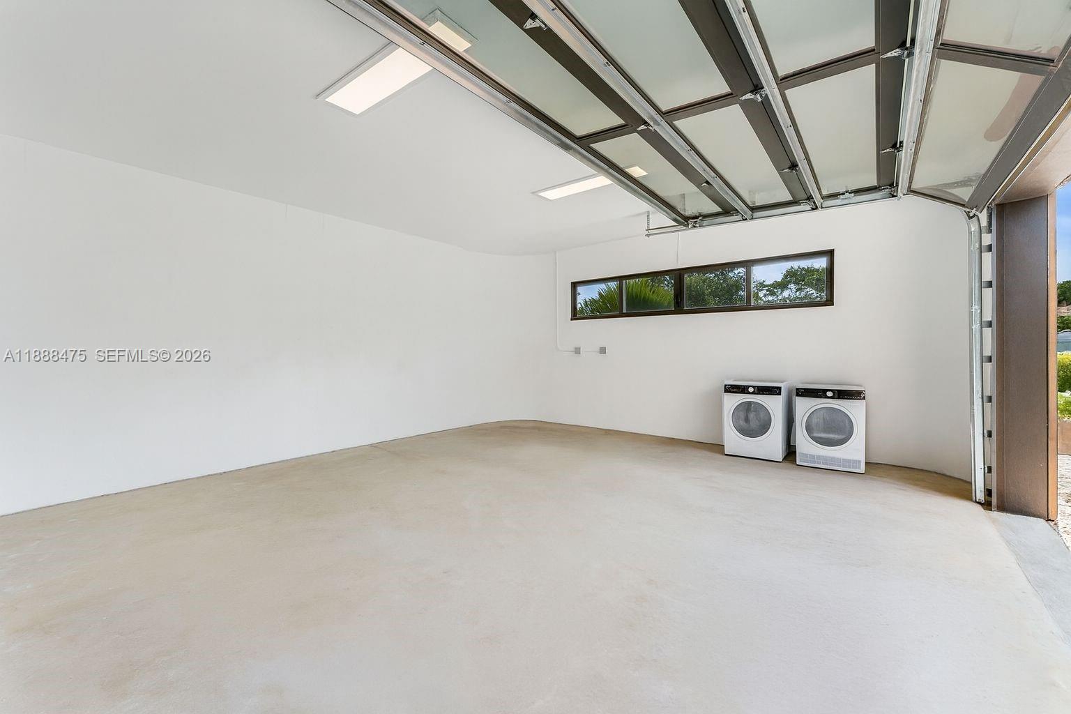 MID GOLF SUB 1ST ADDN - Residential