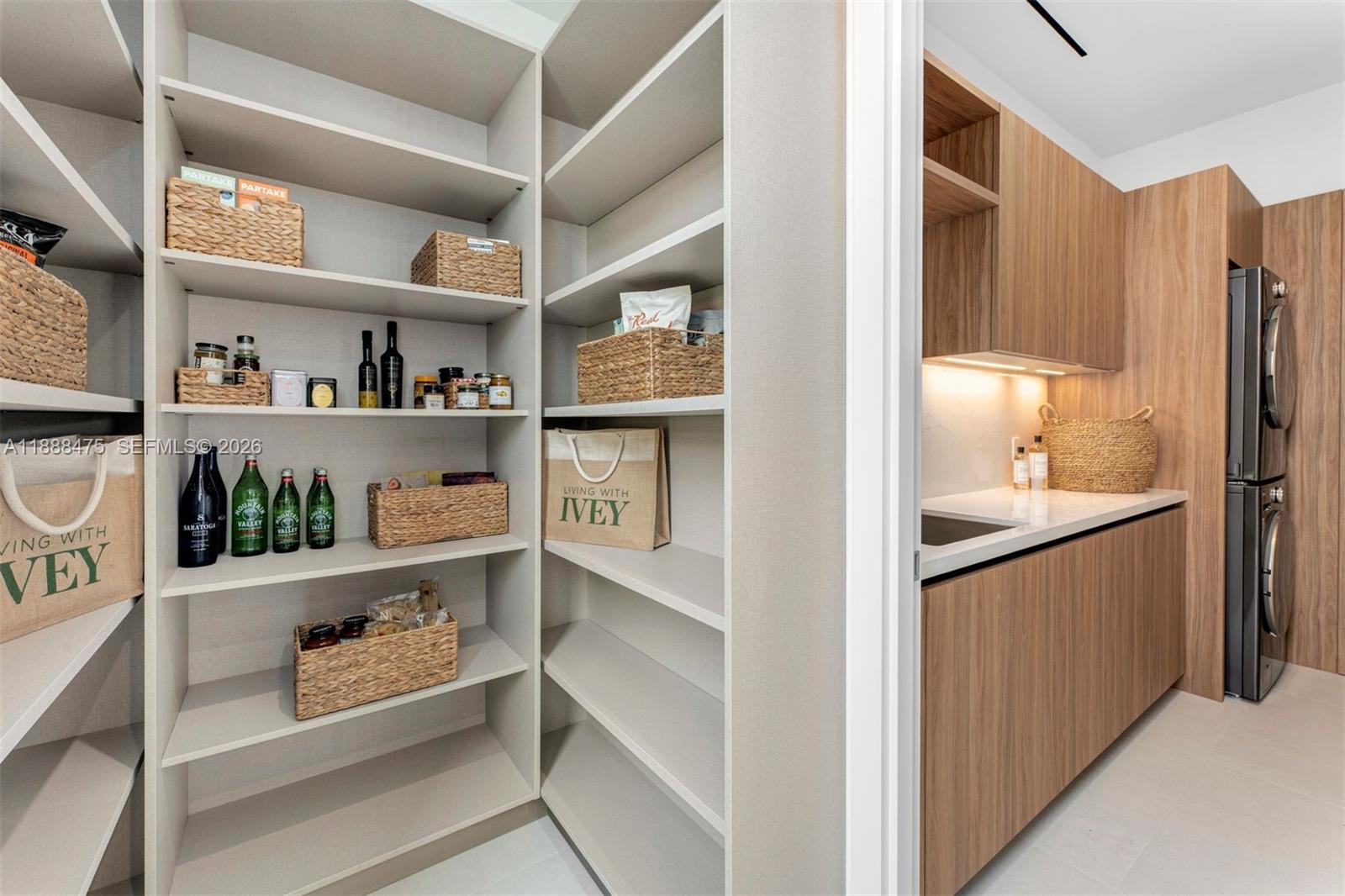 MID GOLF SUB 1ST ADDN - Residential