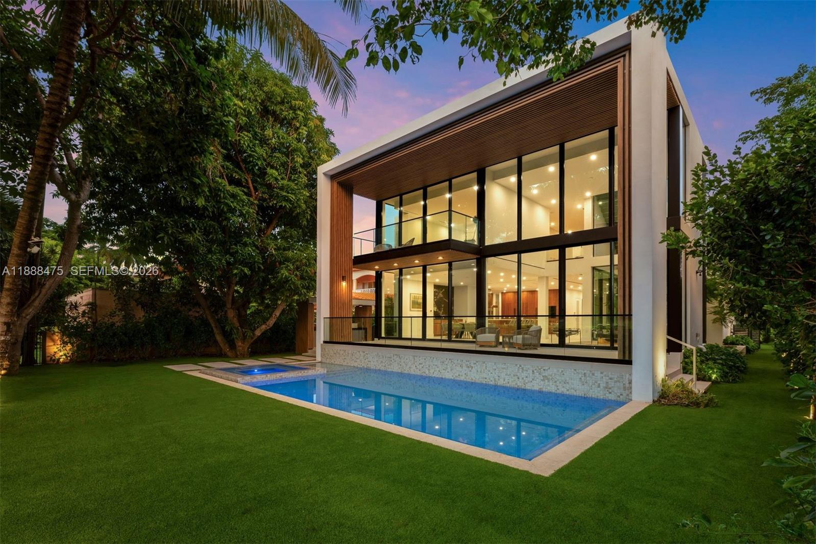 MID GOLF SUB 1ST ADDN - Residential