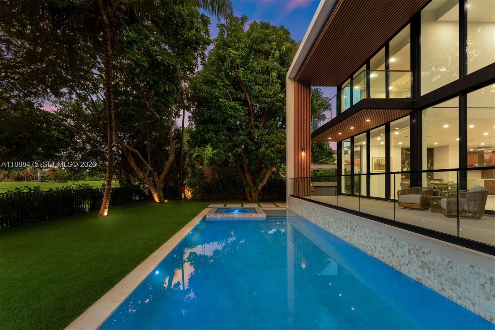 MID GOLF SUB 1ST ADDN - Residential