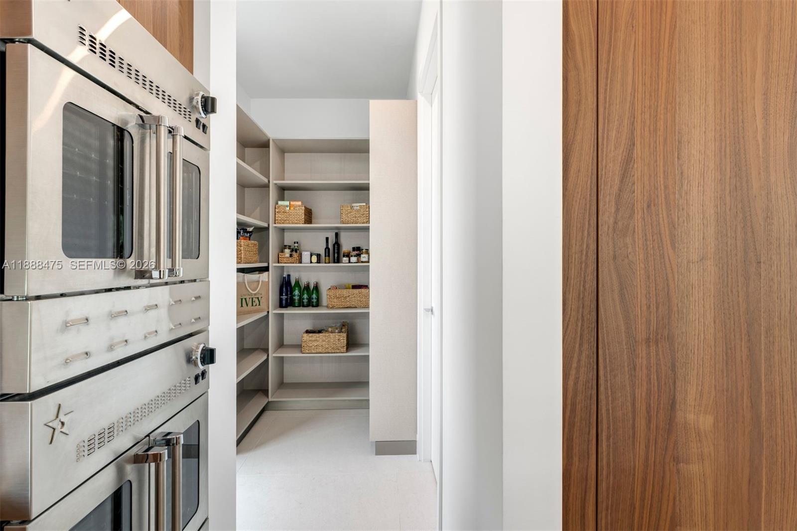 MID GOLF SUB 1ST ADDN - Residential