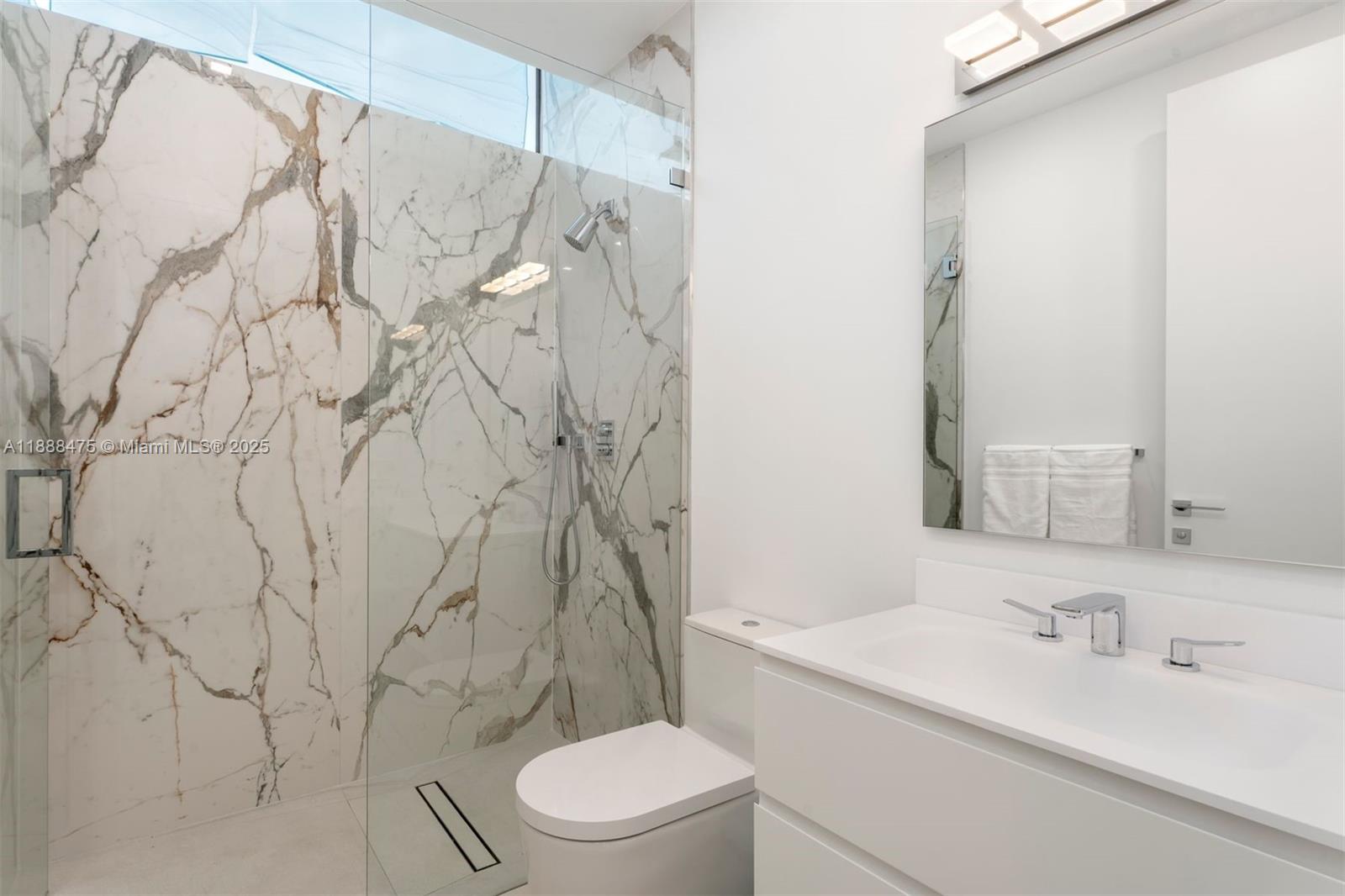 MID GOLF SUB 1ST ADDN - Residential