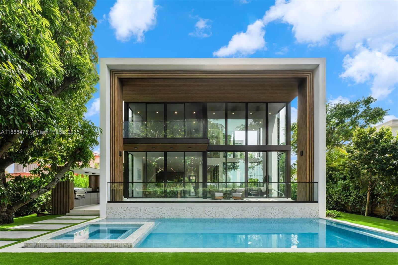 MID GOLF SUB 1ST ADDN - Residential