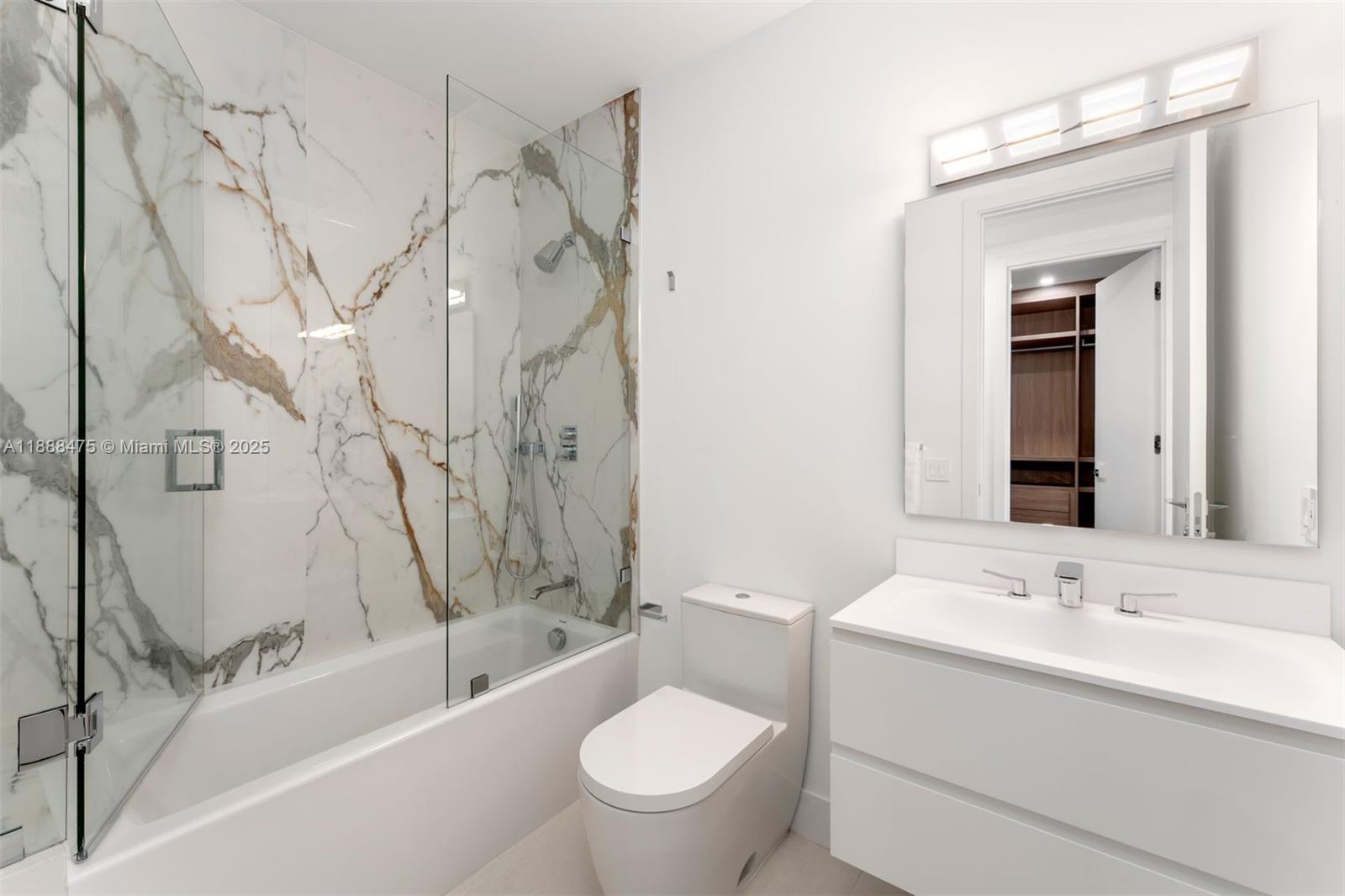 MID GOLF SUB 1ST ADDN - Residential