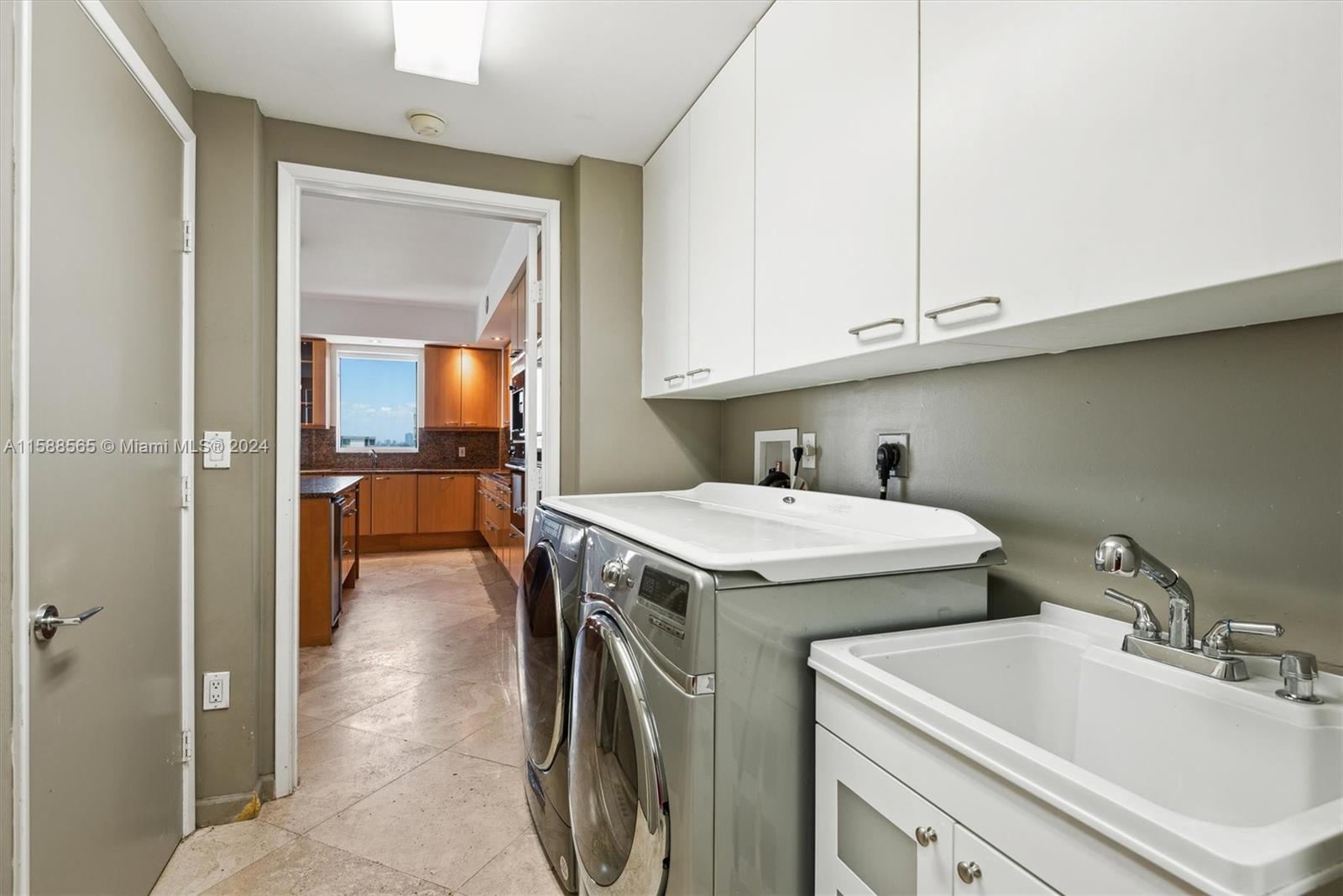 OCEAN TOWER TWO CONDO - Residential