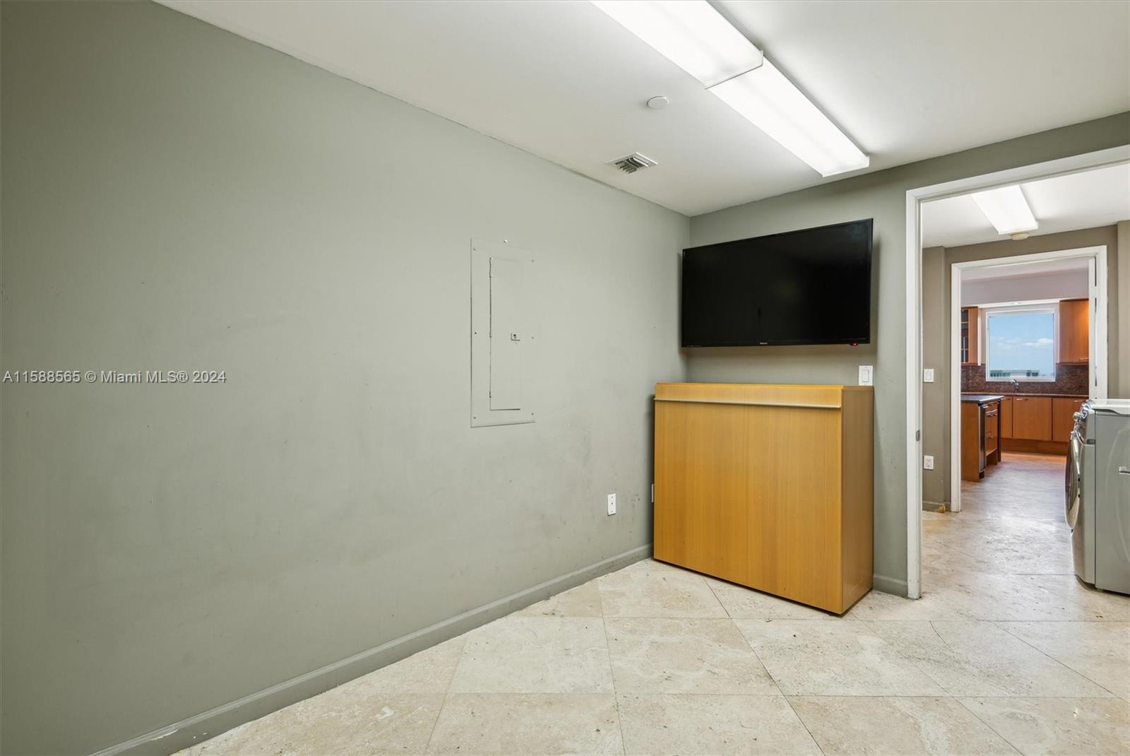 OCEAN TOWER TWO CONDO - Residential