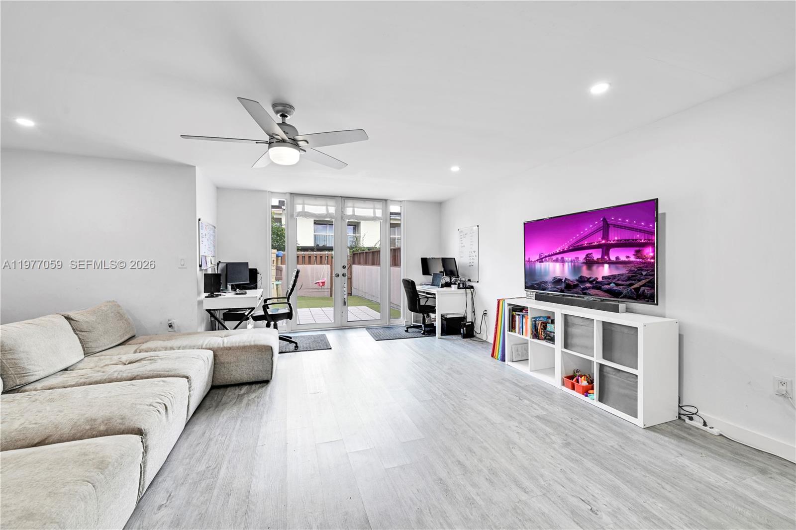 KENDALE LAKES NORTH SEC 7 - Residential Lease