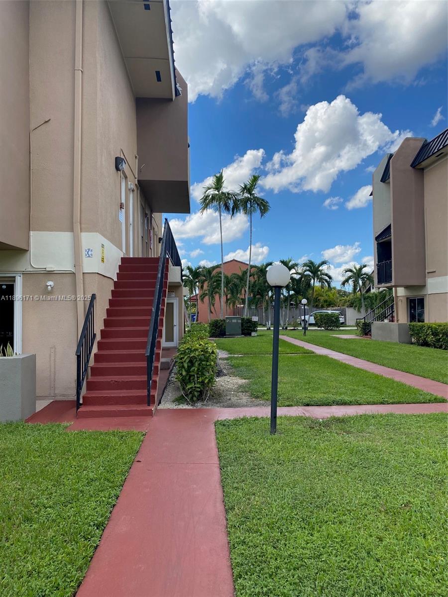 GARDEN FRONT VILLAS CONDO - Residential Lease