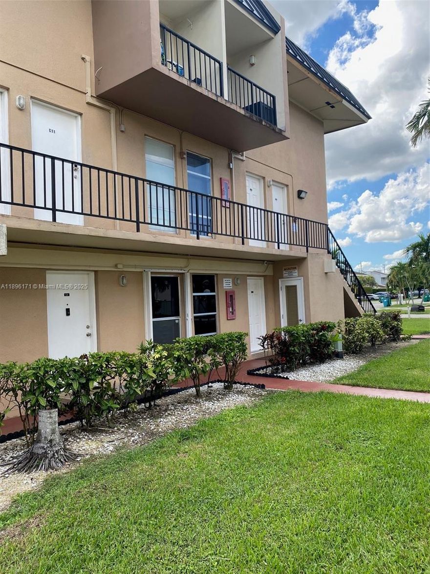 Beautiul corner apartment on second floor in a centrally located community. Close to Bird Road and Florida International University with easy access to the Florida Turnpike. Bedroom & bathroom located on the second floor of the split level unit. Beautiful community pool, laundry facilities and assigned parking.