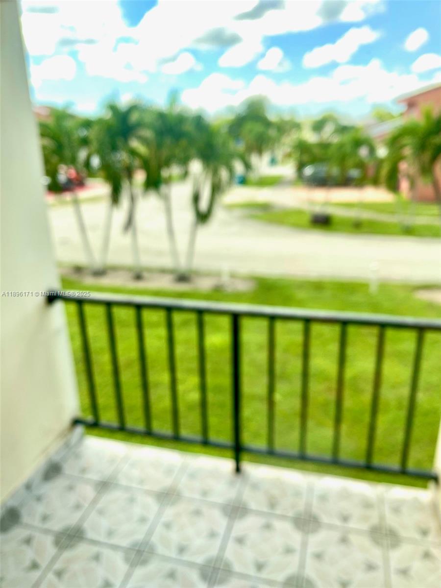 GARDEN FRONT VILLAS CONDO - Residential Lease