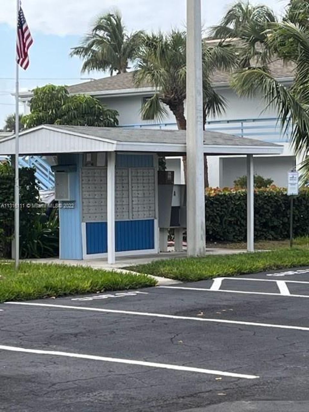 Photo of 11000 S Ocean Dr #3-J, Jensen Beach, FL 34957 (MLS # A11316111)