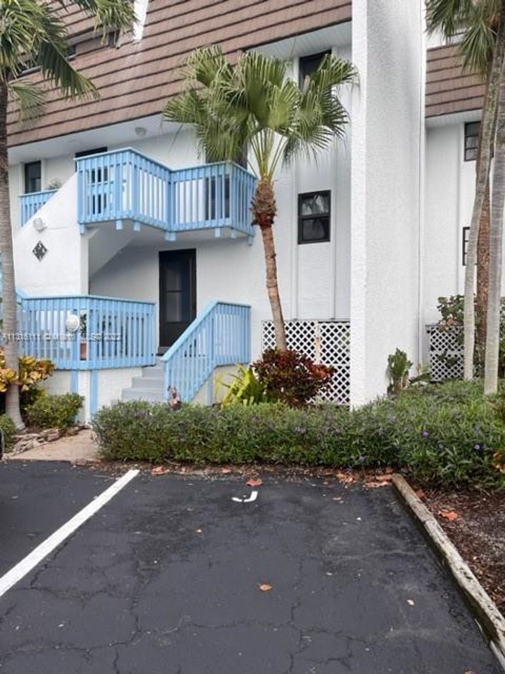 Photo of 11000 S Ocean Dr #3-J, Jensen Beach, FL 34957 (MLS # A11316111)