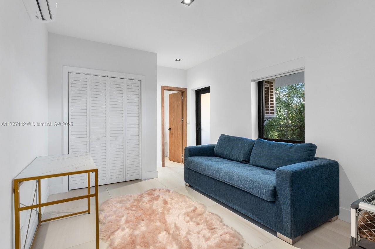 GOLDEN ISLES SEC A REV PL - Residential