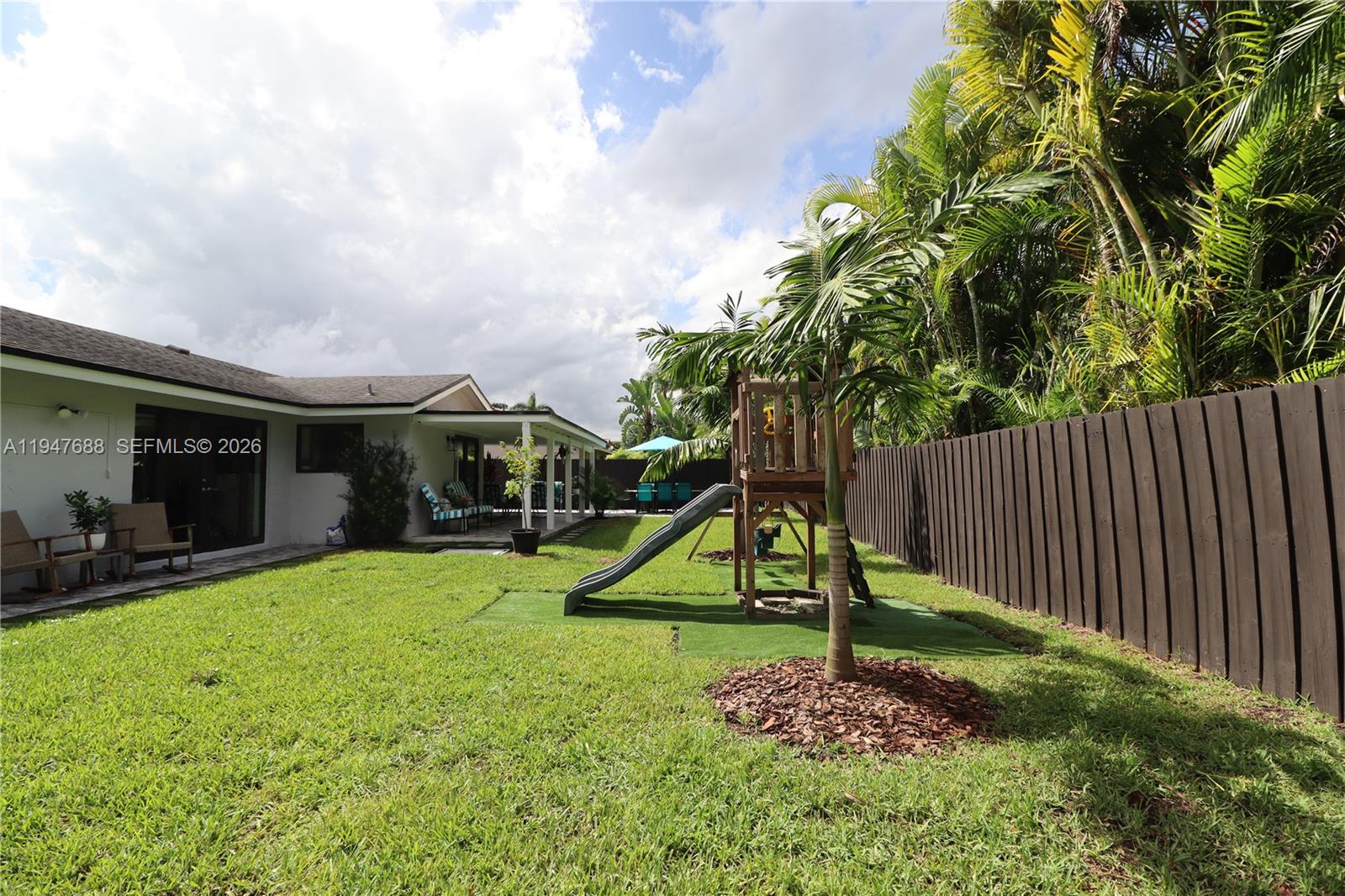 KENDALL PLACE 1ST ADDN - Residential