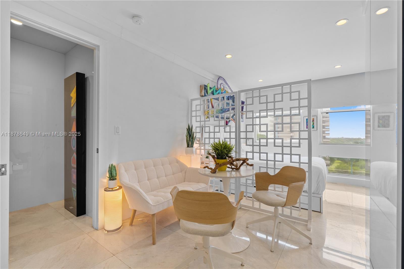 Beautifully Remodeled Furnished Studio in Coral Gables. Monthly rent includes water, electricity, high-speed internet, and 1 Covered Parking Space. WASHER/DRYER in unit. David William is located minutes from Publix, Miracle Mile, and main highways. FreeBee Service Available. Call Today!!