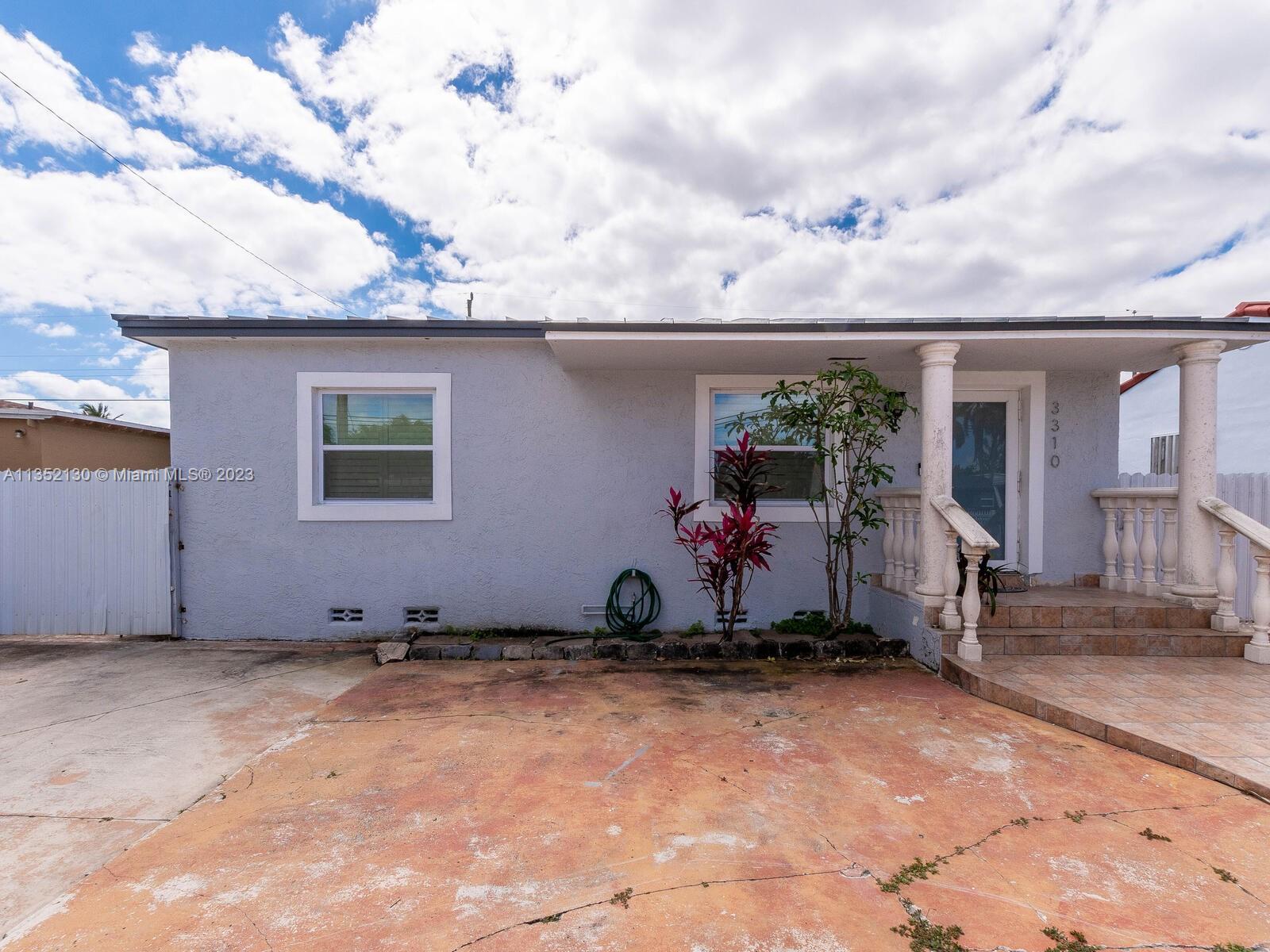 Photo 1 of 52 of 3310 NW 20th St house