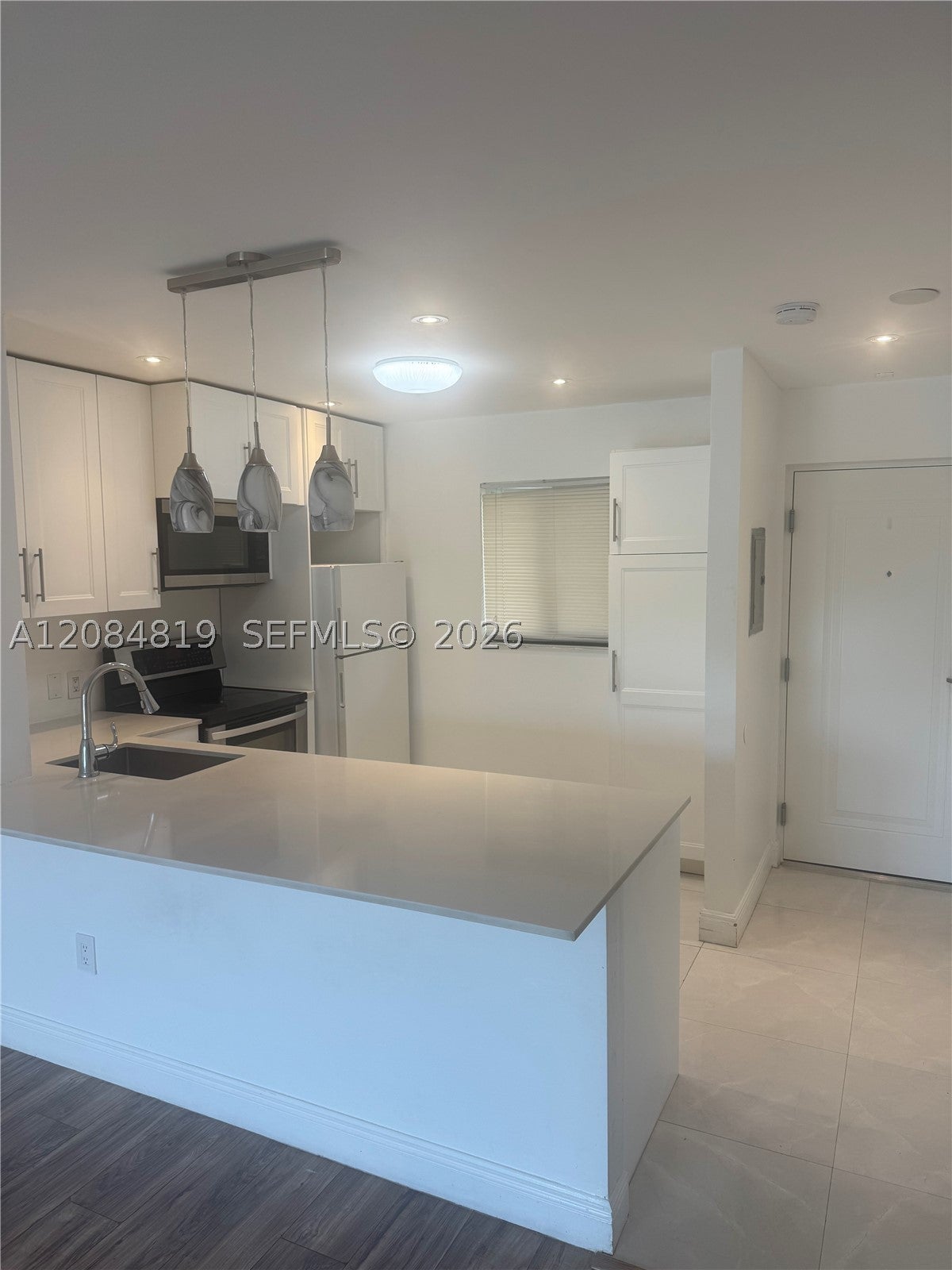 7810 Camino Real Real i306, Miami FL 33143