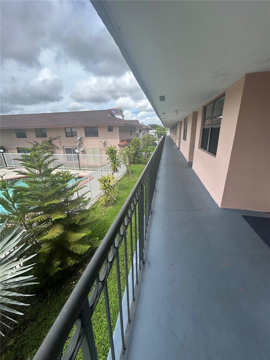 CONQUISTADOR PARK CONDO - Residential Lease