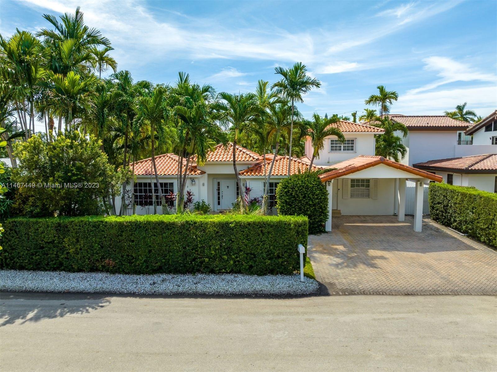 Property for Sale at 250 Greenwood Drive Dr, Key Biscayne, Miami-Dade County, Florida - Bedrooms: 5 
Bathrooms: 5  - $3,790,000
