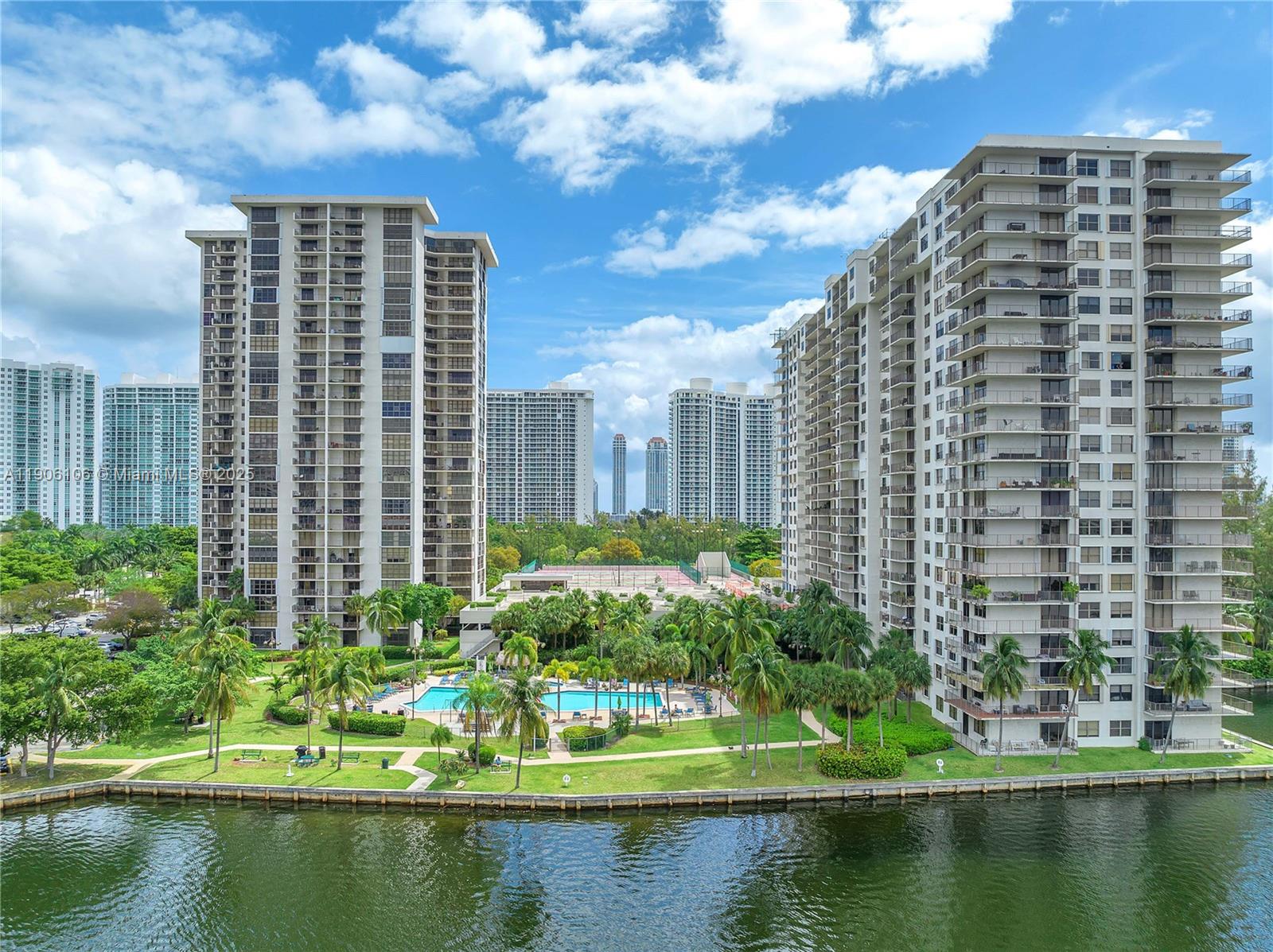 TOWER AT BISCAYNE COVE CO - Residential Lease