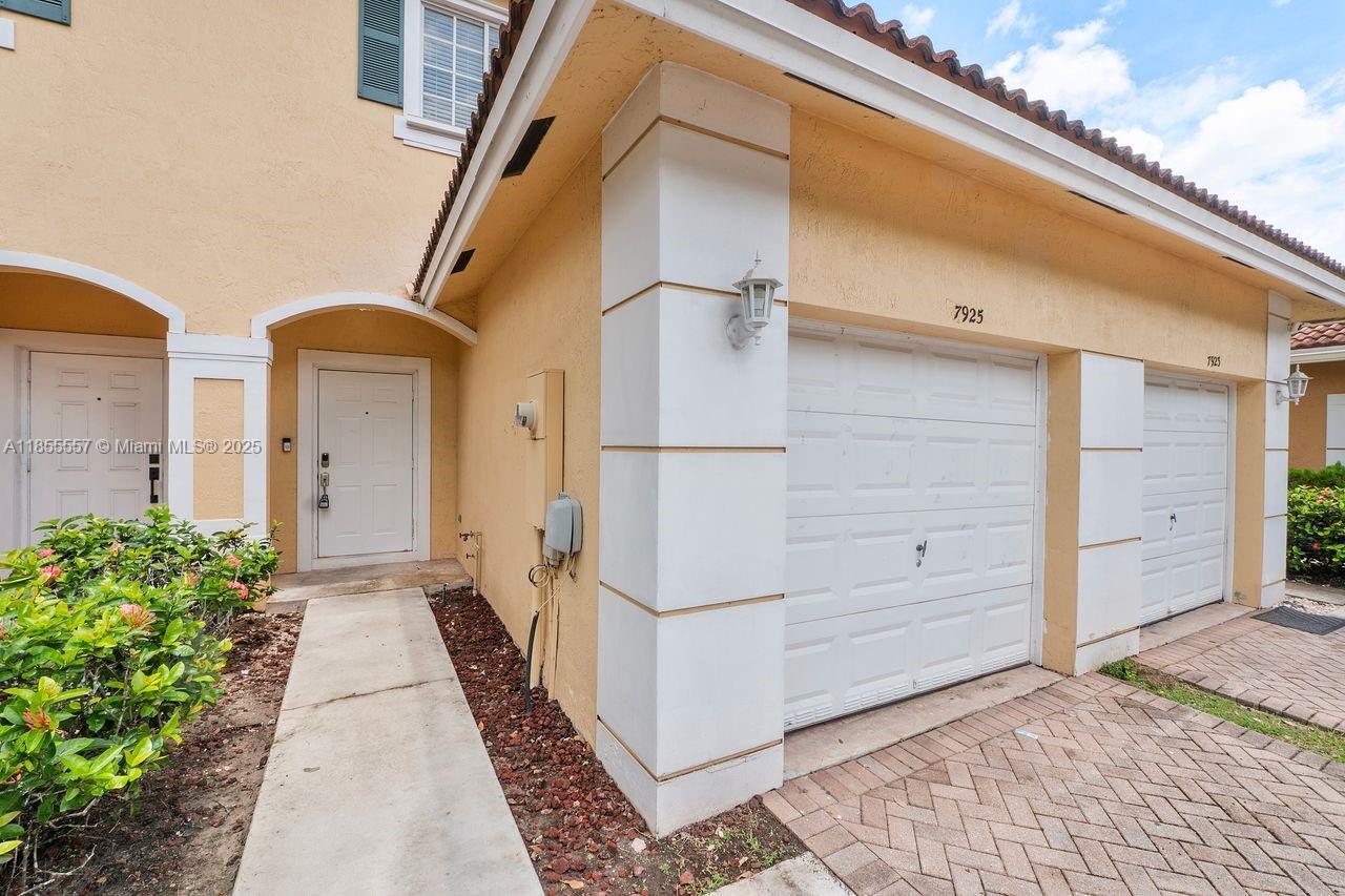 TUSCANY PLAT - Residential