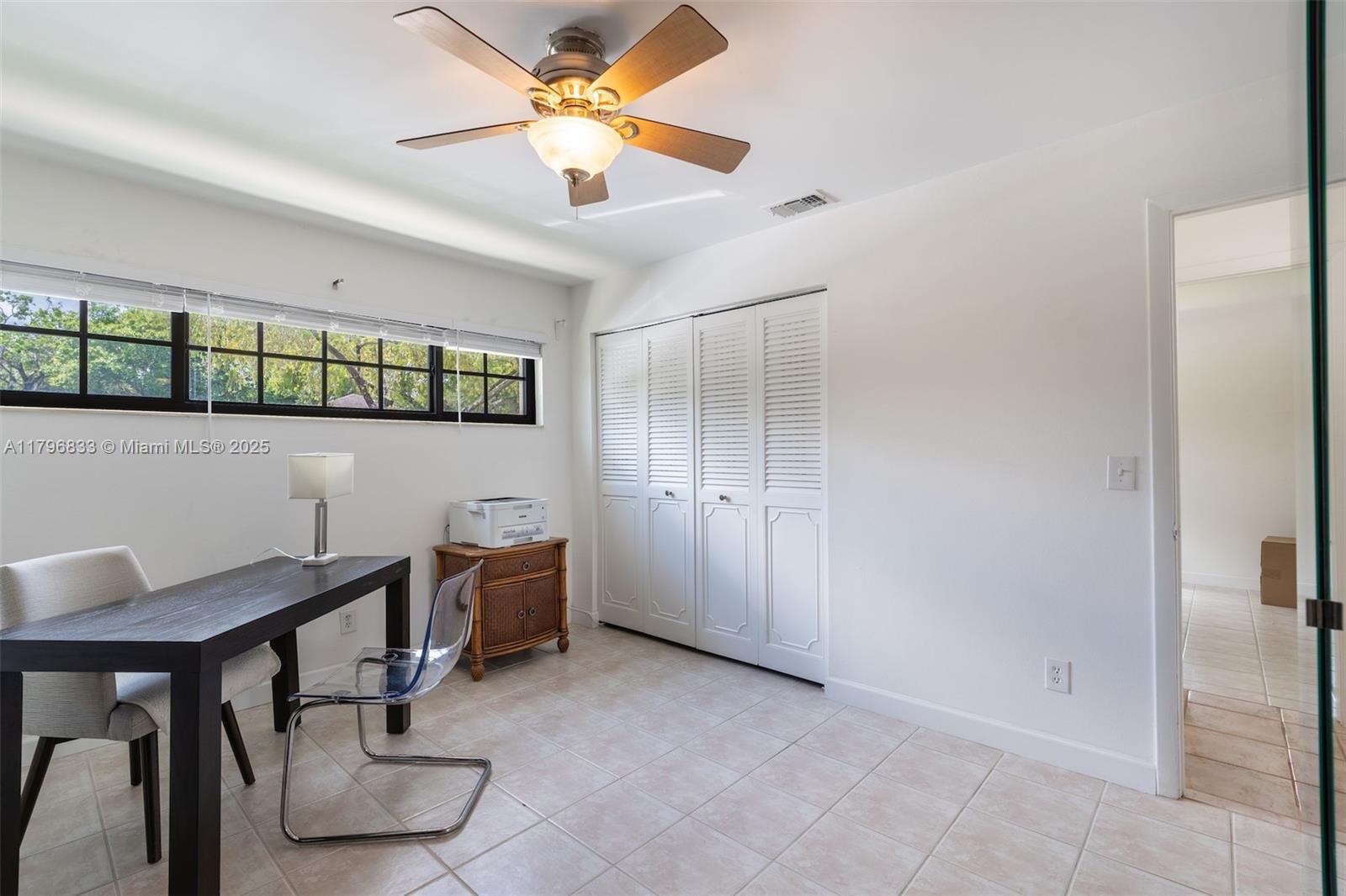 ISLA MERITA HOMES IX COND - Residential