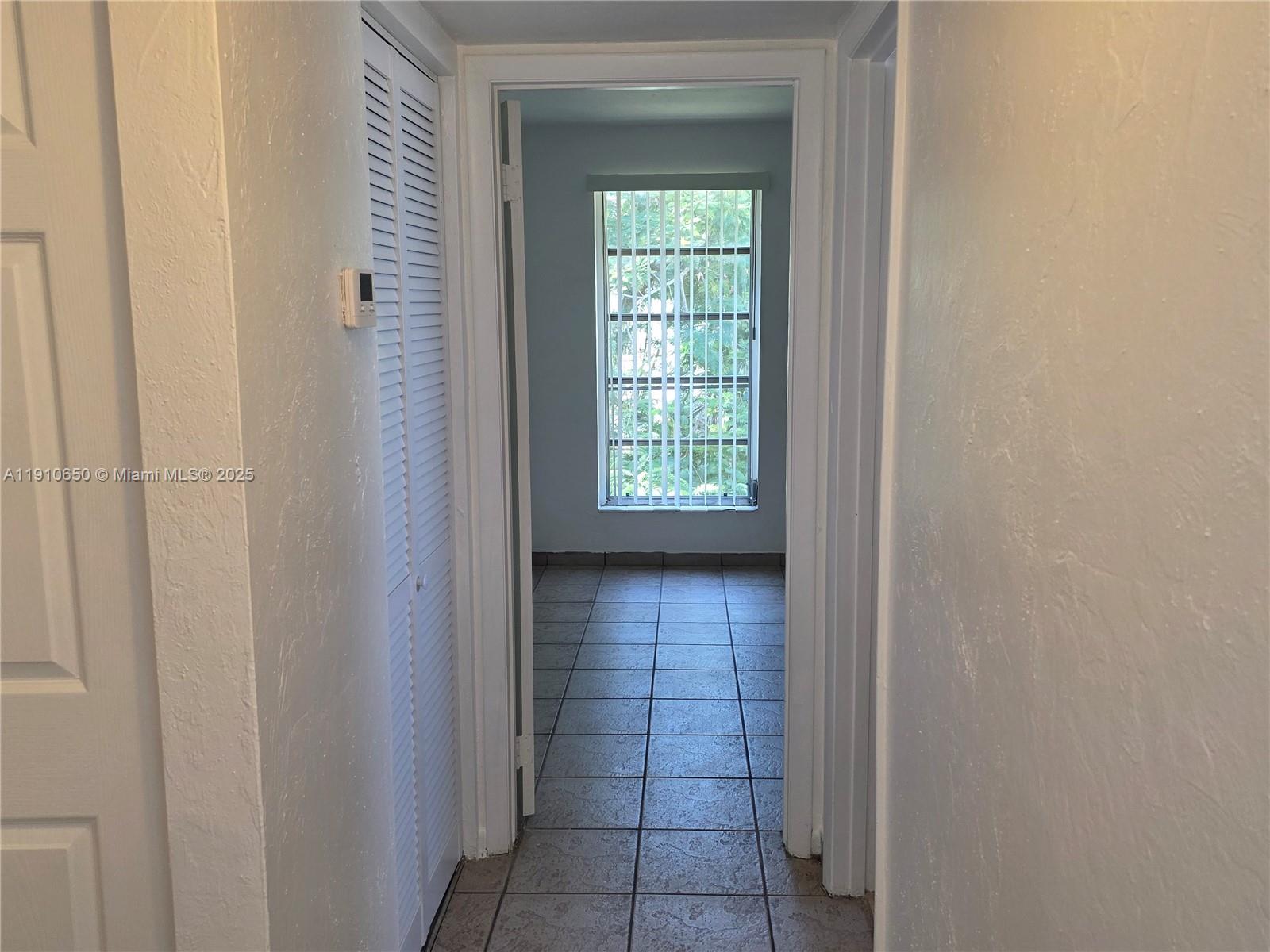 KENDALL ACRES CONDO BLDG - Residential Lease