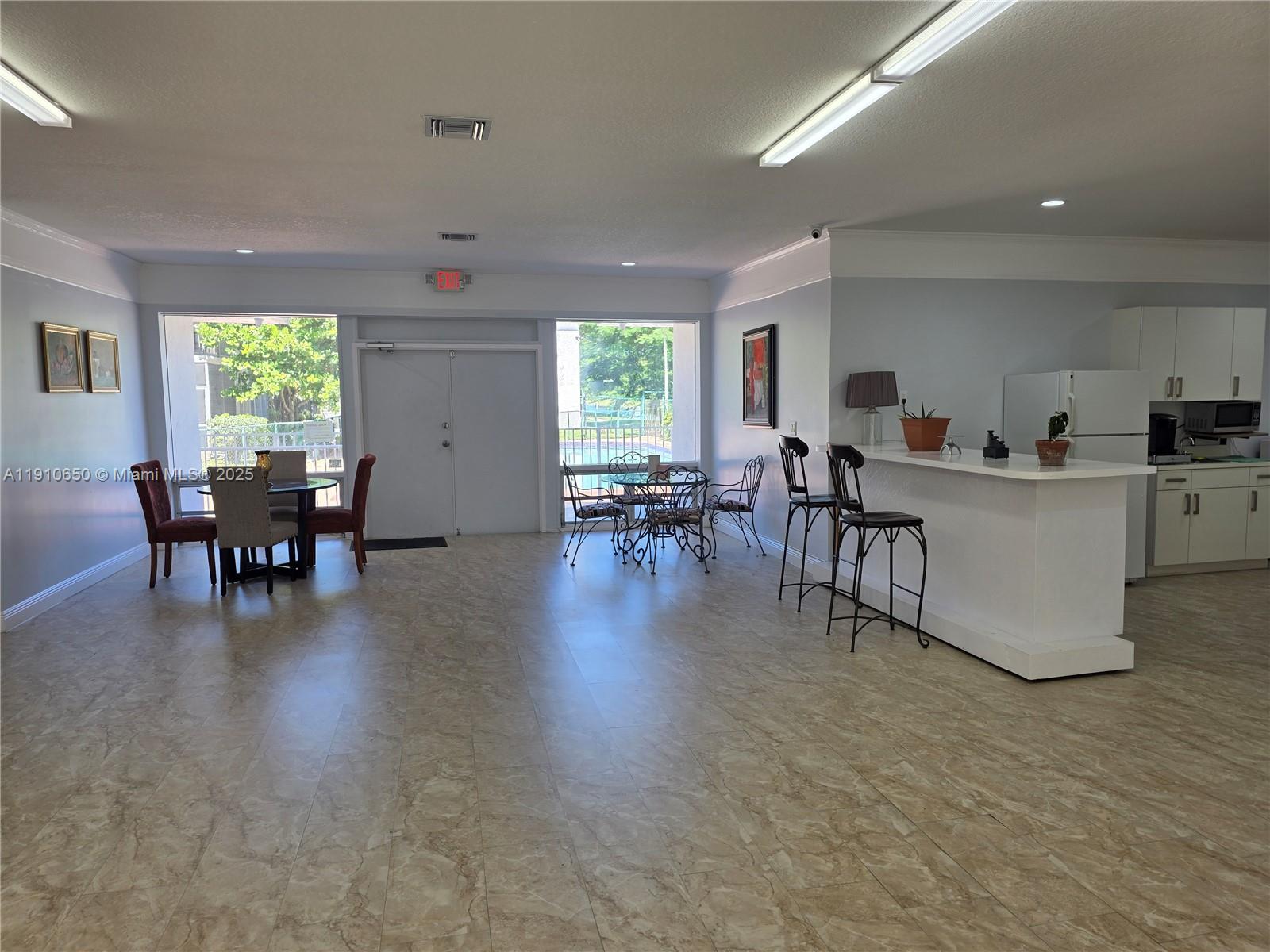 KENDALL ACRES CONDO BLDG - Residential Lease