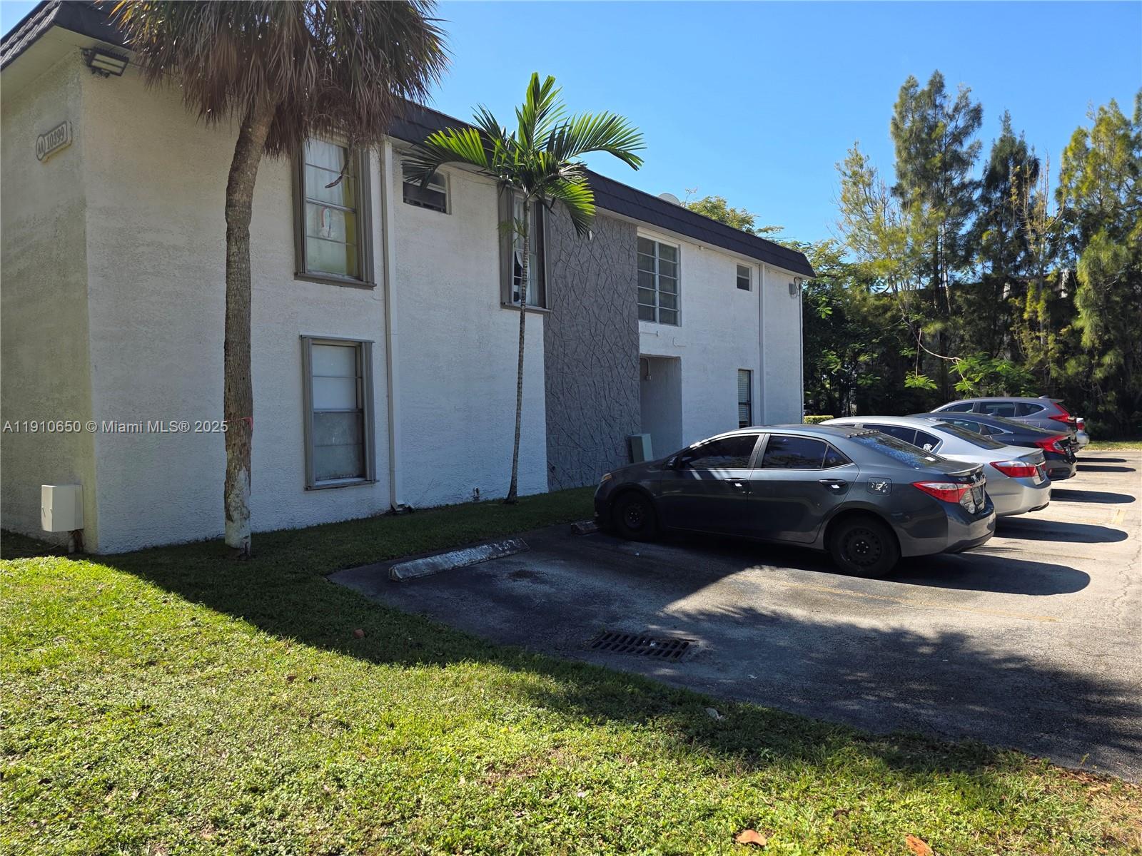KENDALL ACRES CONDO BLDG - Residential Lease