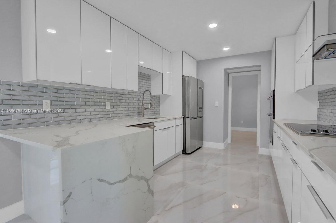 EDGEWATER PARK - Residential