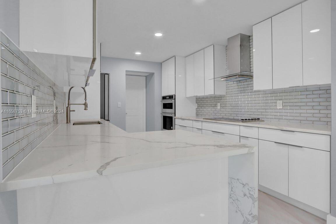 EDGEWATER PARK - Residential