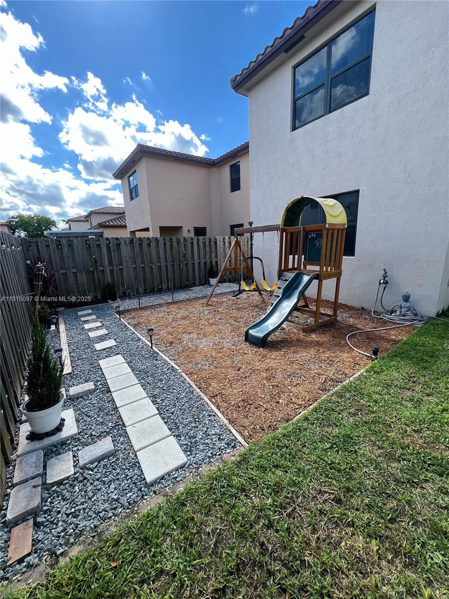 BAYWINDS AT COZUMEL - Residential