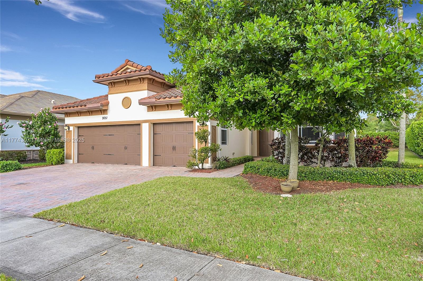 Rental Property at 9051 Edgewater Bnd 9051, Parkland, Broward County, Florida - Bedrooms: 4 
Bathrooms: 3  - $5,950 MO.