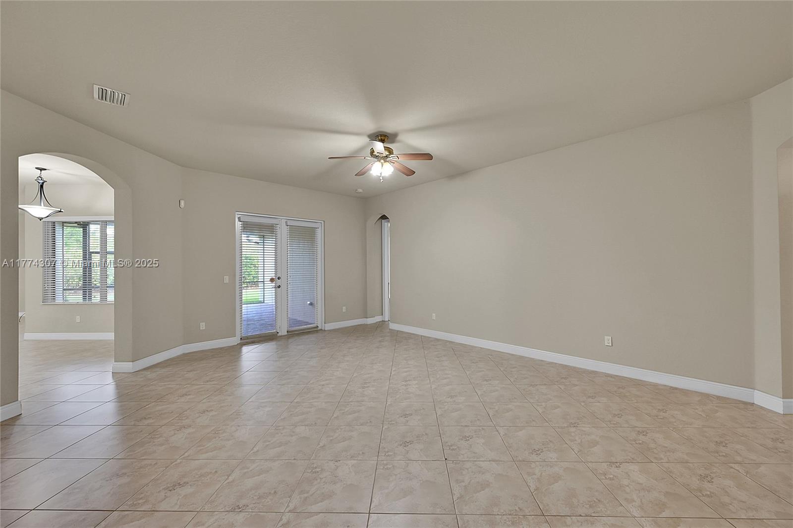 9051 Edgewater Bnd 9051