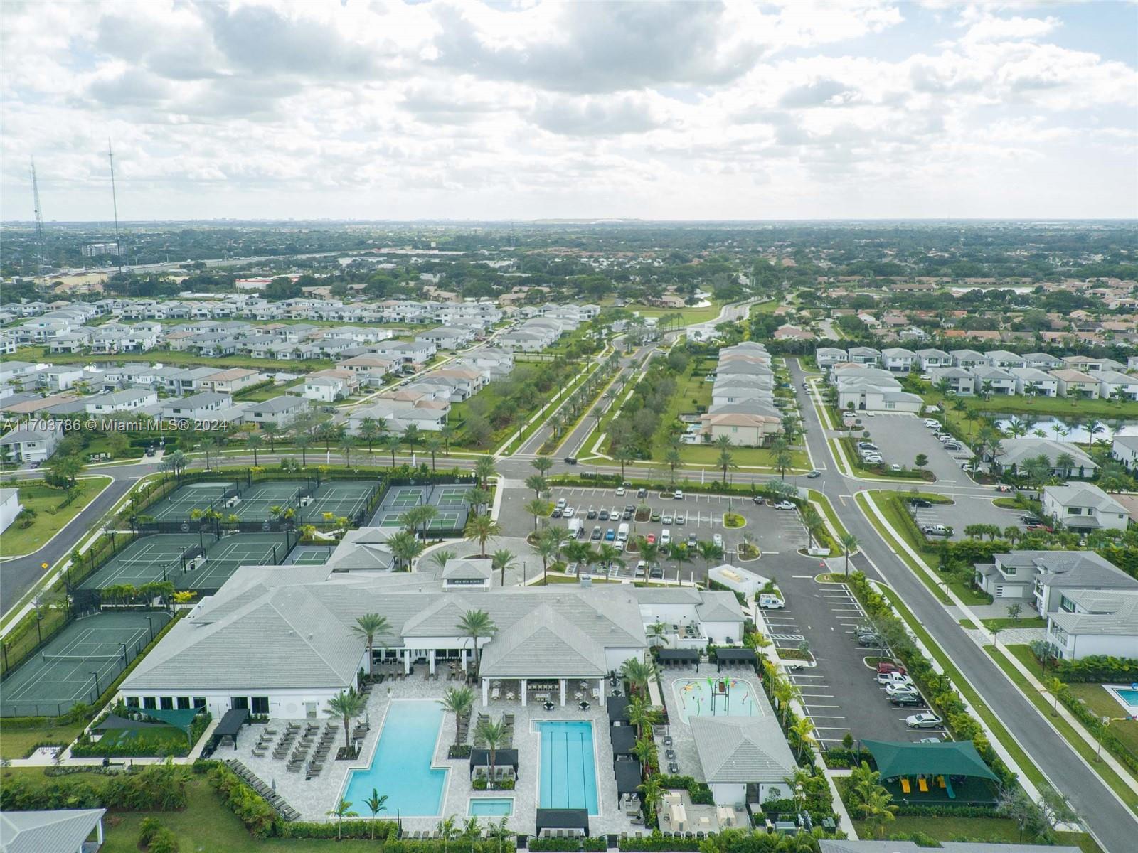 LOTUS PALM - Residential